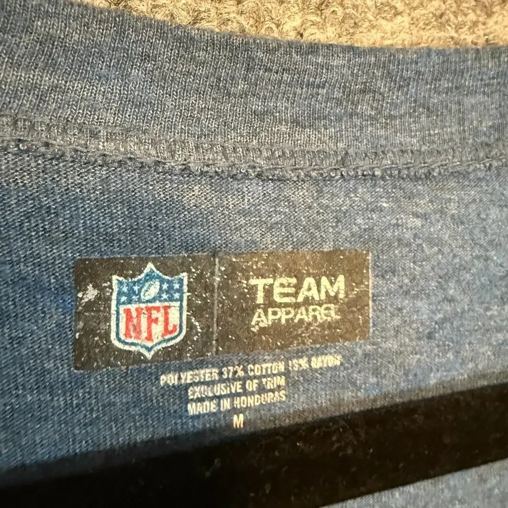 New York Giants Shirt Womens Medium‎ Blue Vneck Long Sleeve Stretch NFL Football